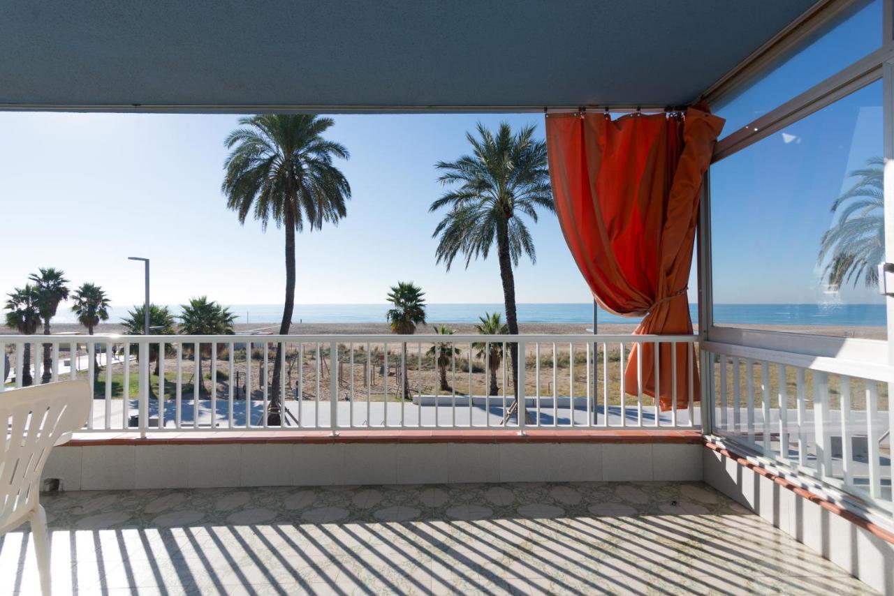 Apartamento En 1Era Linea Mar Con Terraza De 25M2 Кастельдафелс Екстер'єр фото