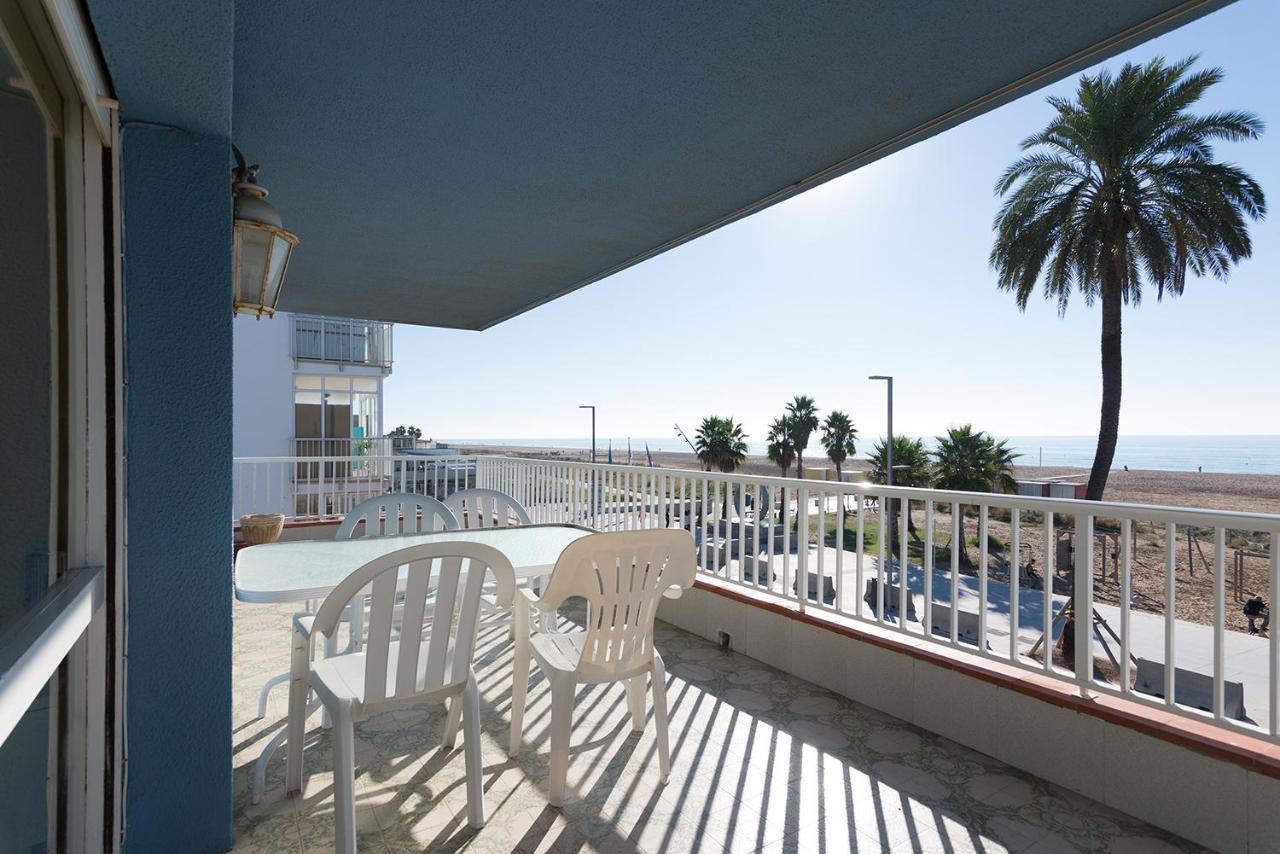 Apartamento En 1Era Linea Mar Con Terraza De 25M2 Кастельдафелс Екстер'єр фото